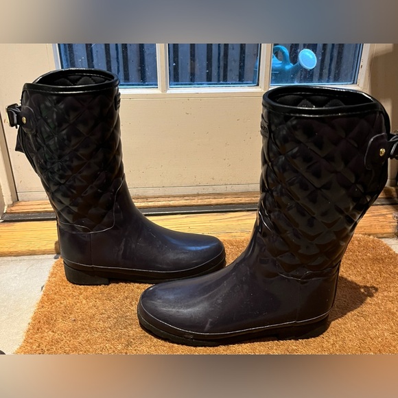 SOLD Elsewhere - Hunter Women's Quilted Rain Boots w/Liners Aubergine 8 Mid - Picture 5 of 9